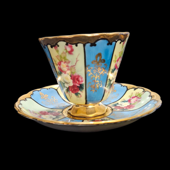 Vintage Teacup and  Saucer Set Royal Sealy China Blue with White Roses Japan - Picture 2 of 8